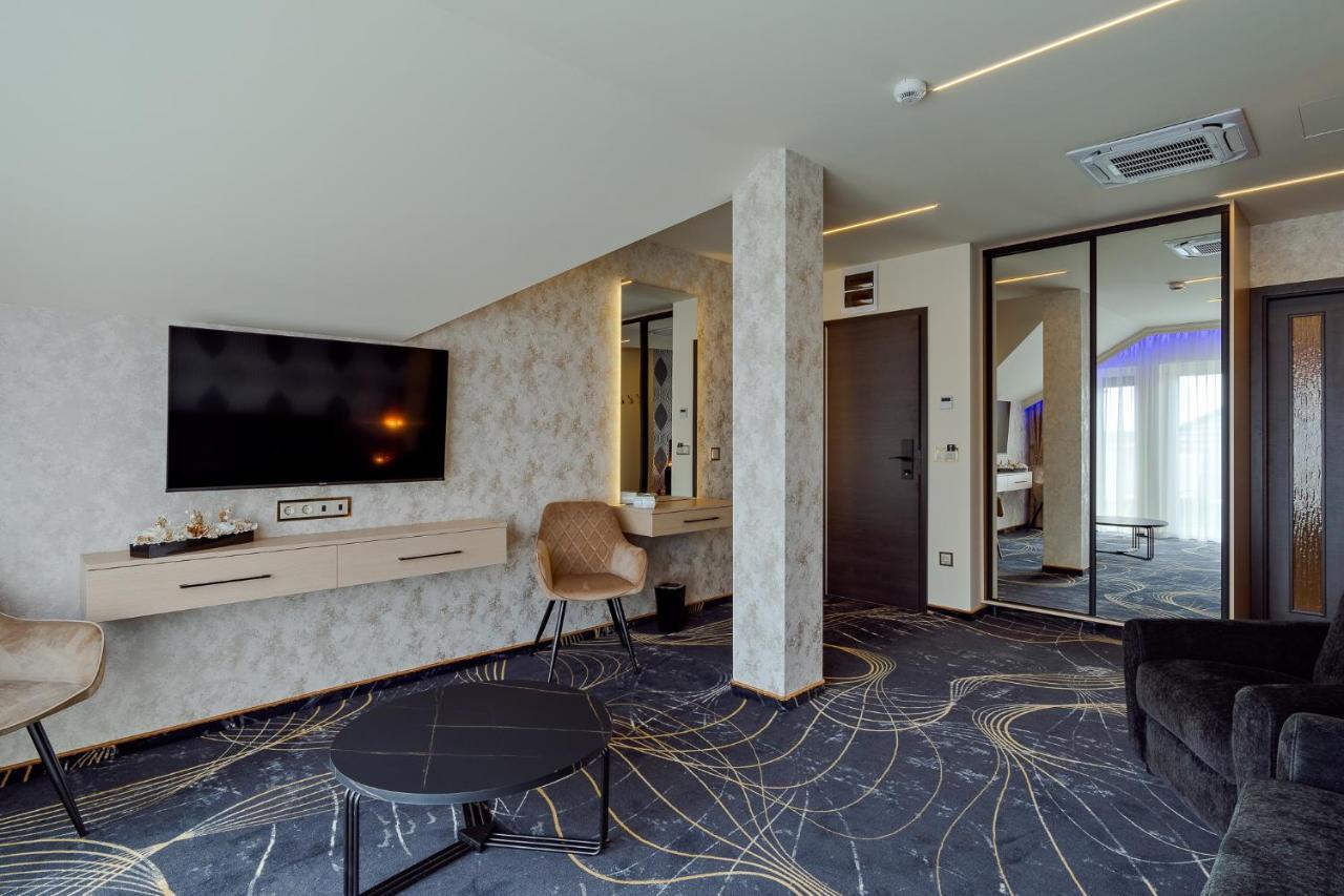 Diamond Panzio Bed & Breakfast Hajdúszoboszló Екстериор снимка