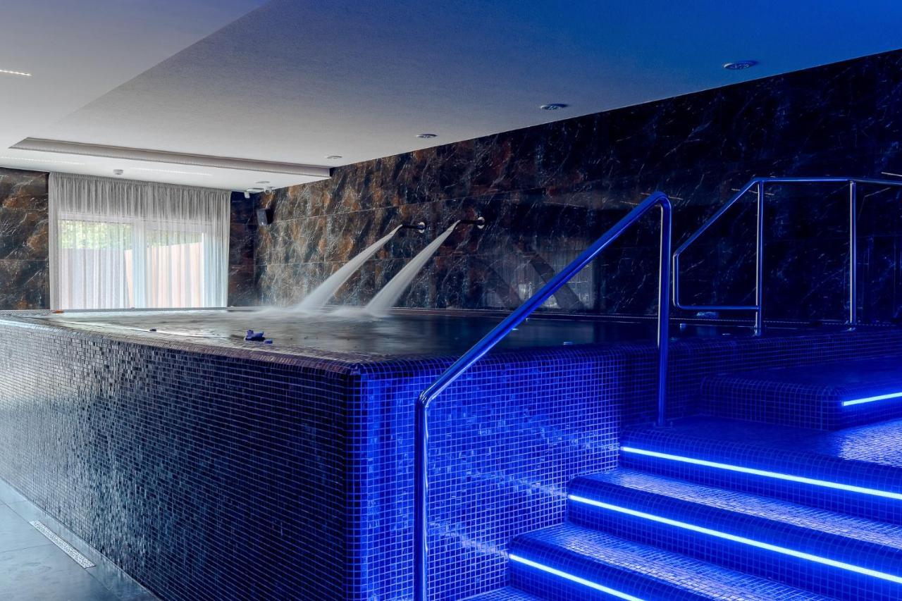 Diamond Panzio Bed & Breakfast Hajdúszoboszló Екстериор снимка