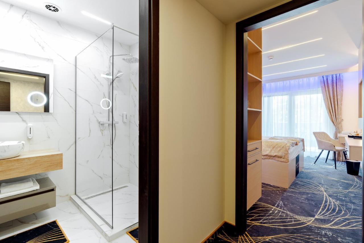 Diamond Panzio Bed & Breakfast Hajdúszoboszló Екстериор снимка