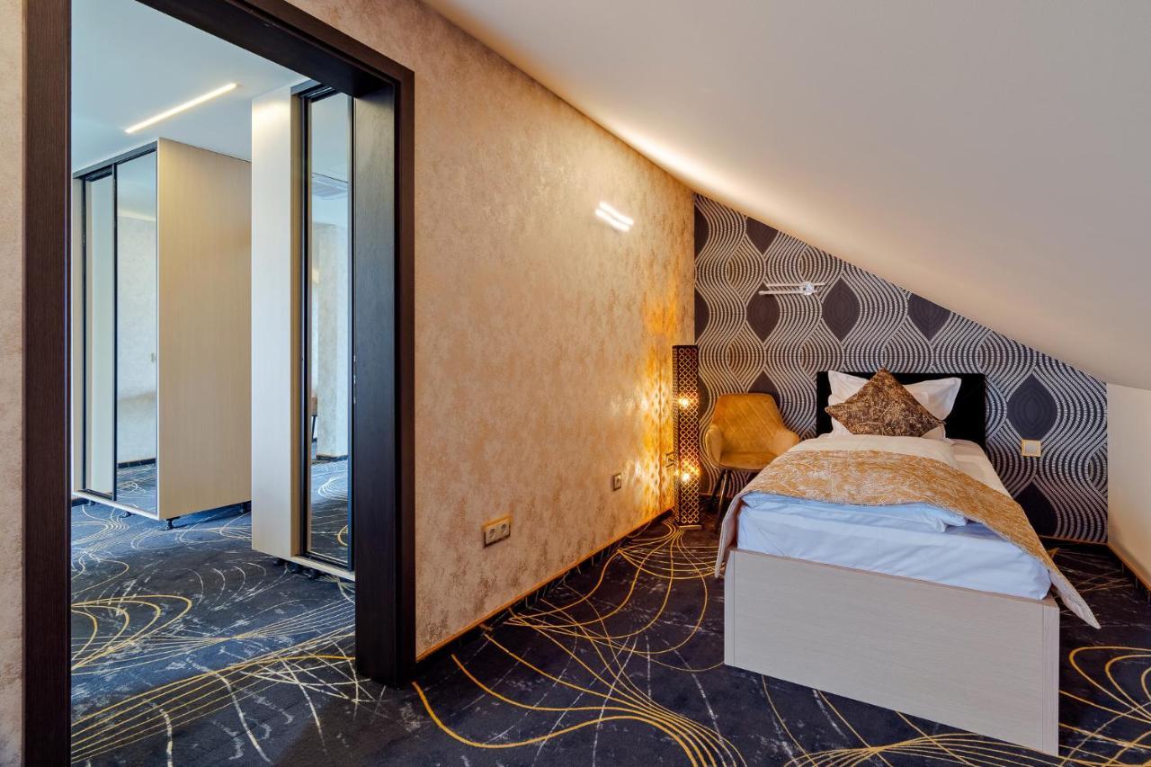 Diamond Panzio Bed & Breakfast Hajdúszoboszló Екстериор снимка